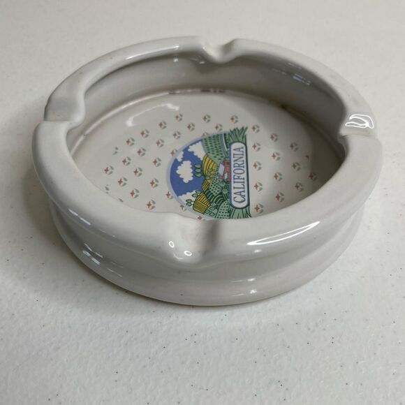 Vintage 80s California Souvenir Ashtray 4 Slot Tourist Universal Studios Cottage - Picture 5 of 10